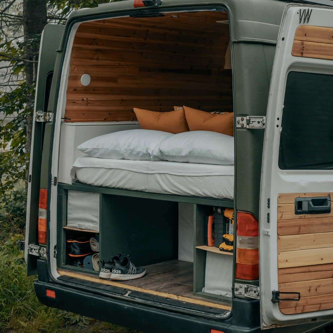 Eigen camper | Van bus naar buscamper | Onze werkwijze busconversie vanconversion